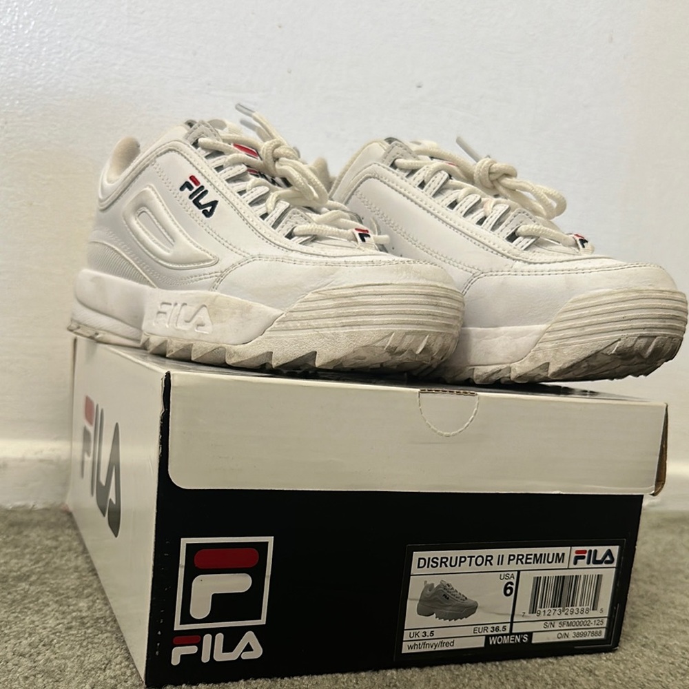 Fila Disruptor II Premium Sneakers Size 6